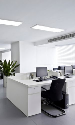 OFFICE SPACES 300x500